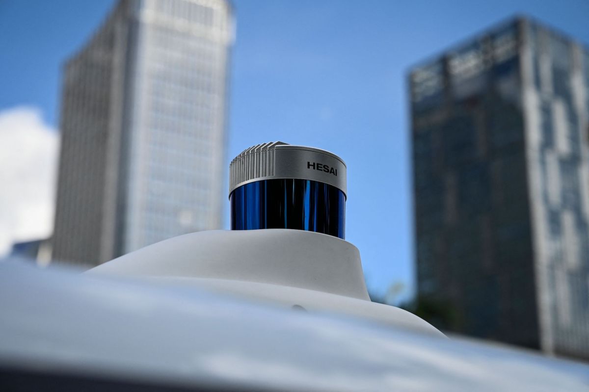 Hesai lidar mounted on a Baidu robotaxi